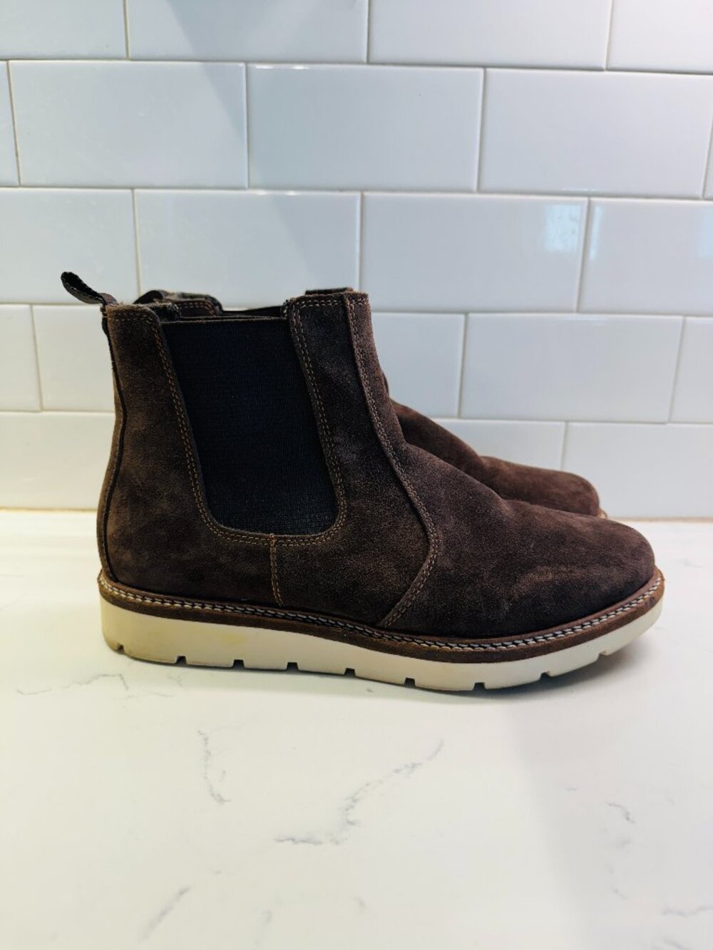 Alpine Design Blaze Chelsea Boots Womens 9.5 Brown Leather Suede Made in Albania